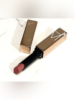 Nars Afterglow Sensual Shine Lipstick 888 Dolce Vita (dusty rose)